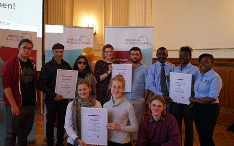 Juko MV nimmt Jugenddemokratiepreis in Bonn entgegen